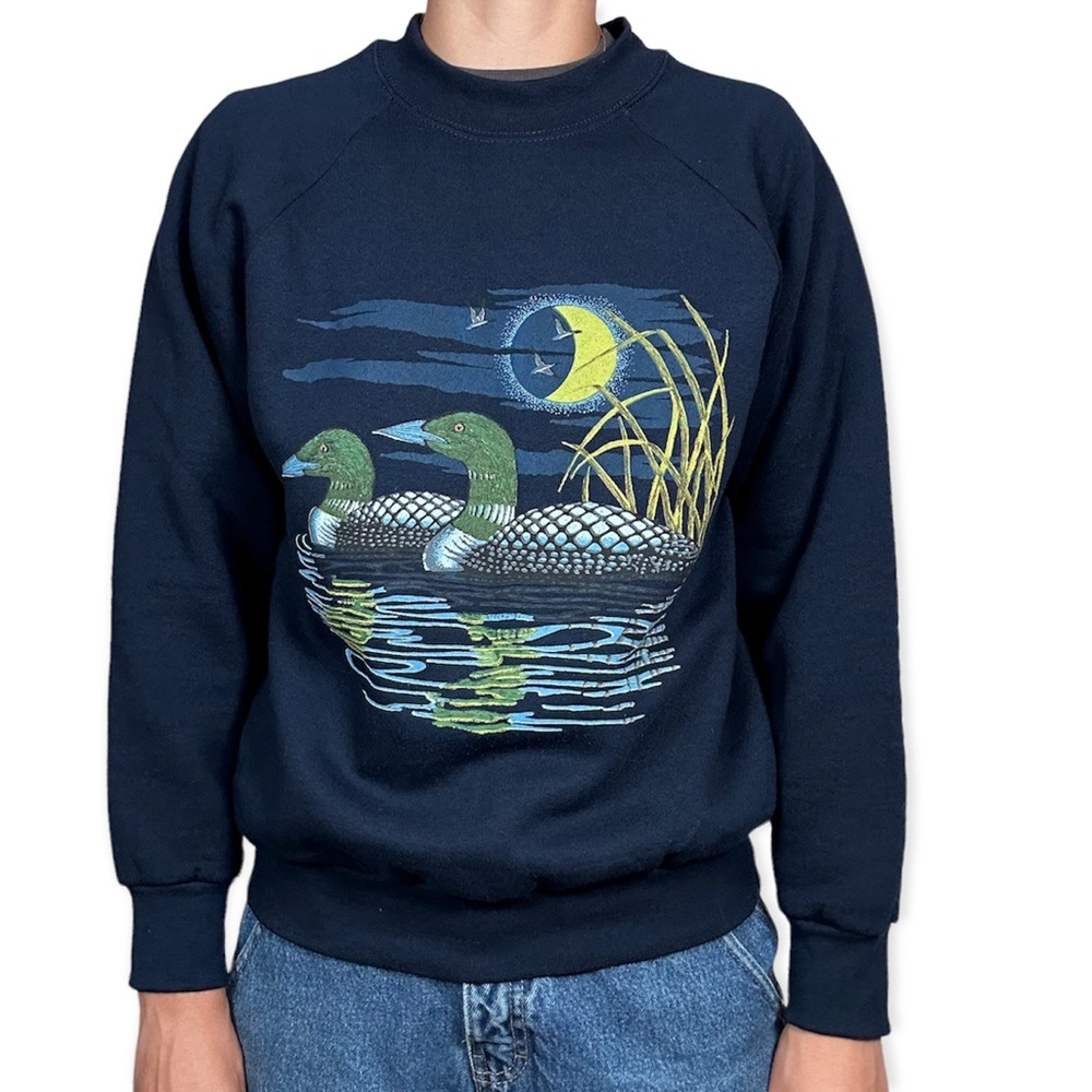 Fruit of the Loom duck and moon crewneck sweatshirt